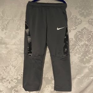 Kids Nike Sweatpants